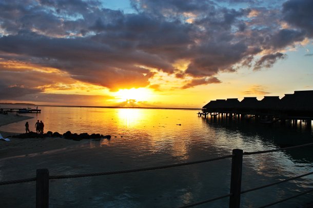 Moorea_Sunset_Tahiti
